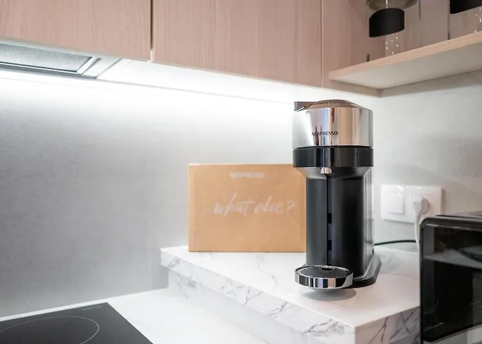 아파트 Luxapartment Iii Sturova